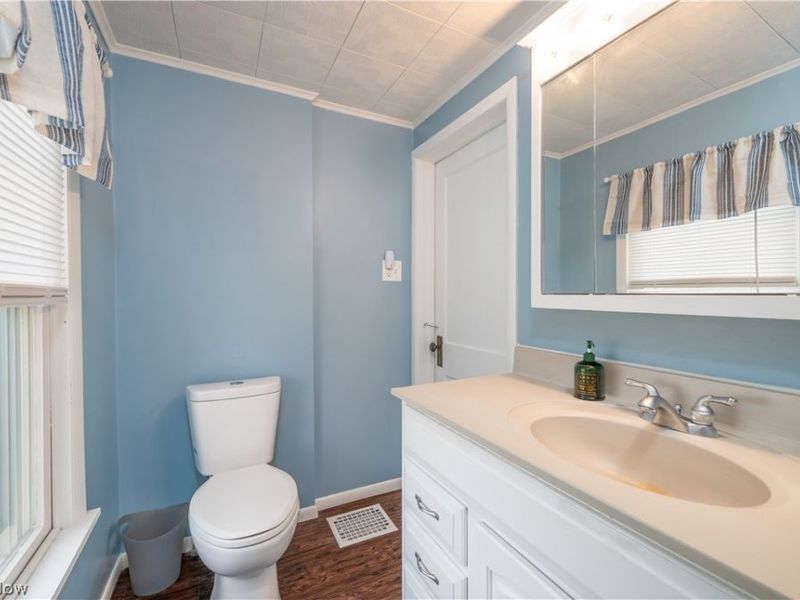 2480 State Street NW, Uniontown, OH 44685 Photo 25