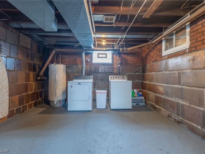 2480 State Street NW, Uniontown, OH 44685 Photo 27