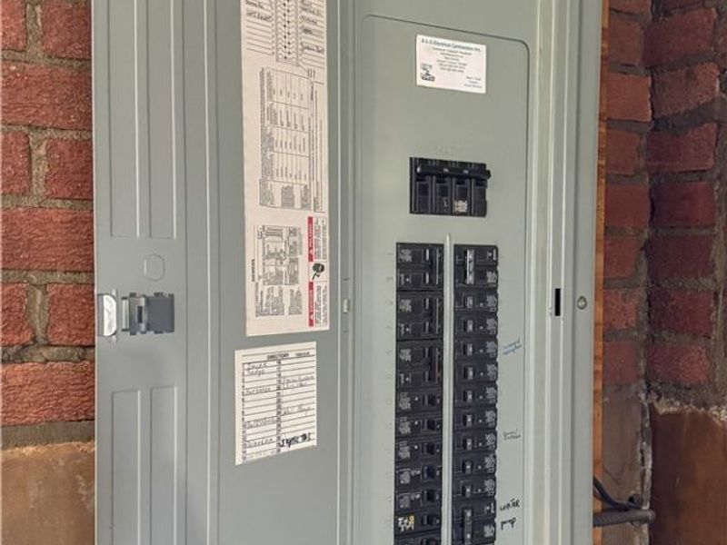 2480 State Street NW, Uniontown, OH 44685 Photo 28