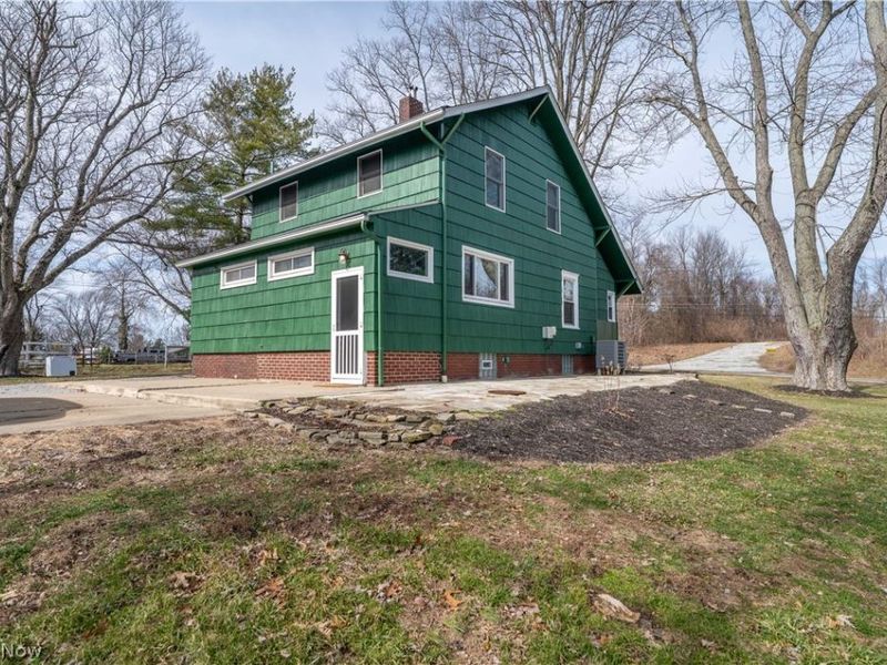 2480 State Street NW, Uniontown, OH 44685 Photo 37