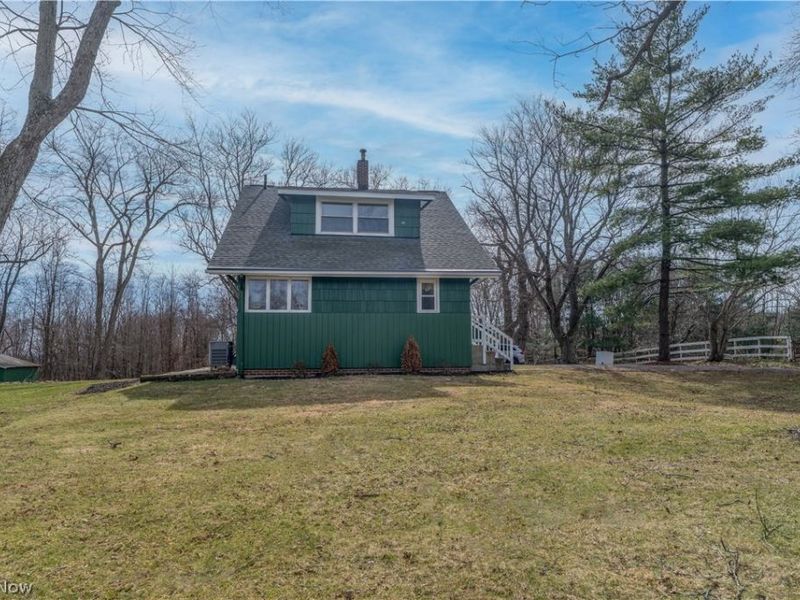 2480 State Street NW, Uniontown, OH 44685 Photo 6