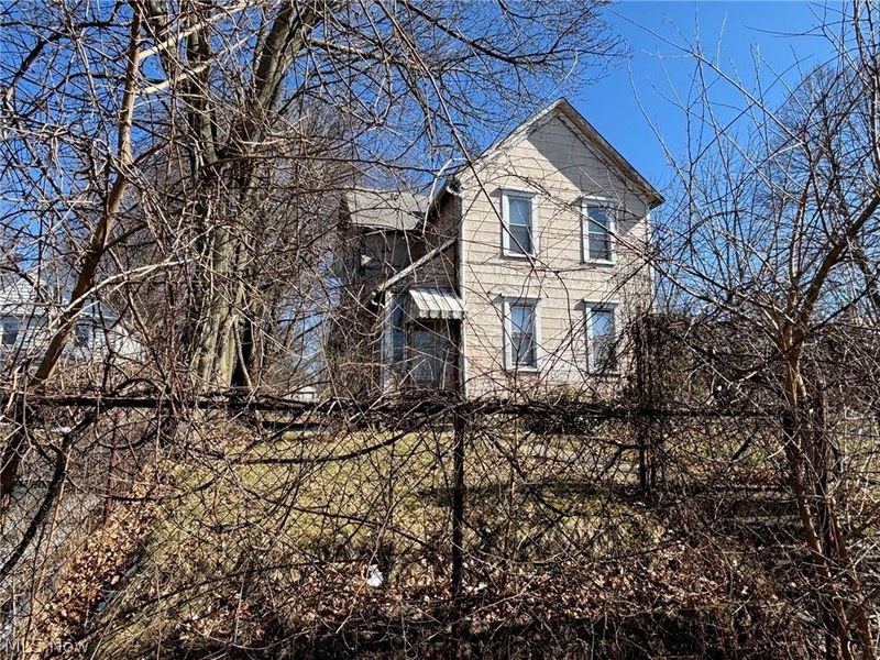 891 Grant Street , Akron, OH 44311 Photo 2