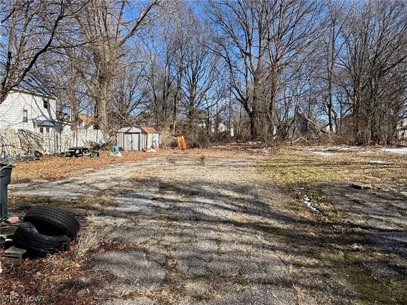 891 Grant Street , Akron, OH 44311 Photo 8