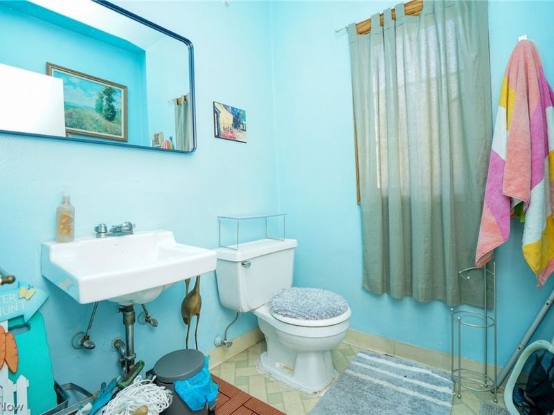 611 Matawan Drive , Campbell, OH 44405 Photo 17