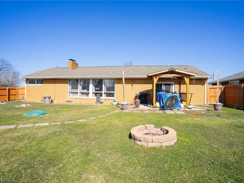 611 Matawan Drive , Campbell, OH 44405 Photo 18