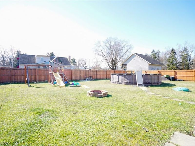 611 Matawan Drive , Campbell, OH 44405 Photo 20