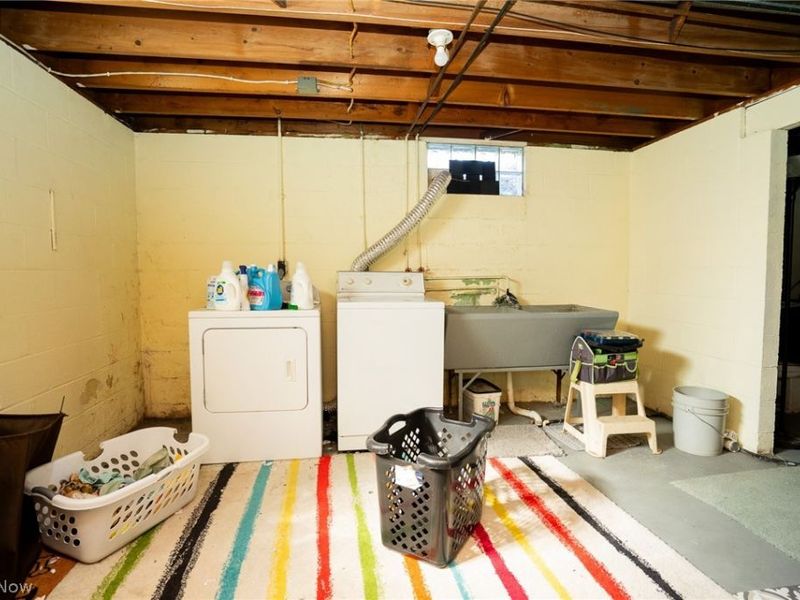 611 Matawan Drive , Campbell, OH 44405 Photo 23