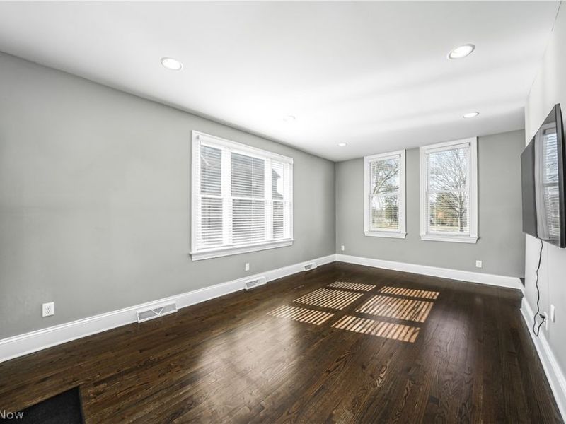 43 N Oviatt Street , Hudson, OH 44236 Photo 13