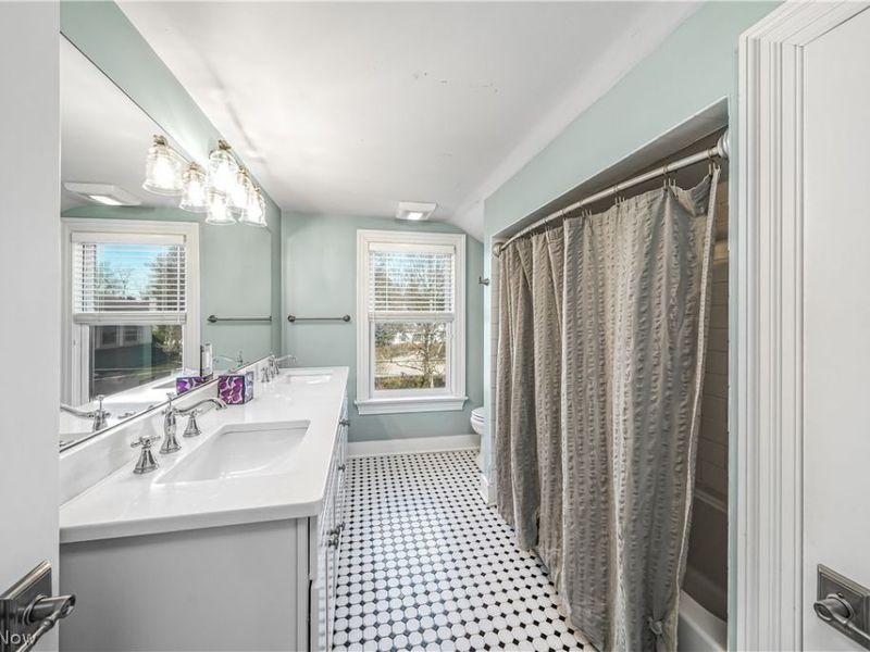 43 N Oviatt Street , Hudson, OH 44236 Photo 30