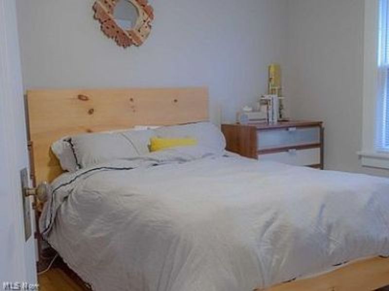 2528 E 126 , Cleveland, OH 44120 Photo 8