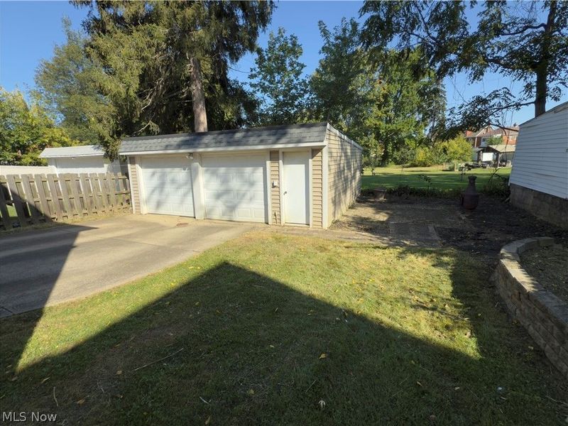 15310 Lydian Avenue , Unit 2, Cleveland, OH 44111 Photo 17