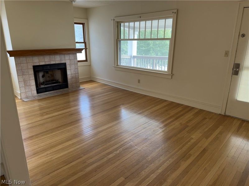 15310 Lydian Avenue , Unit 2, Cleveland, OH 44111 Photo 3