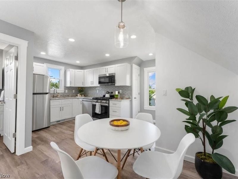 2152 Wyandotte Avenue , Unit 3, Lakewood, OH 44107 Photo 10