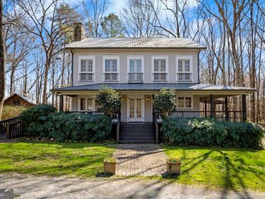 1174 Bear Creek Road, Moreland, GA 30259