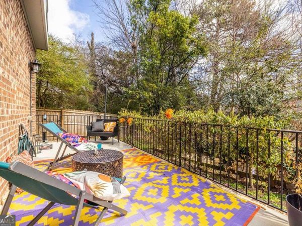 611 King Arnold Street, Atlanta, GA 30354