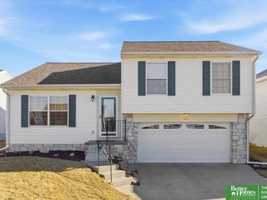 7869 Redick Avenue, Omaha, NE 68112