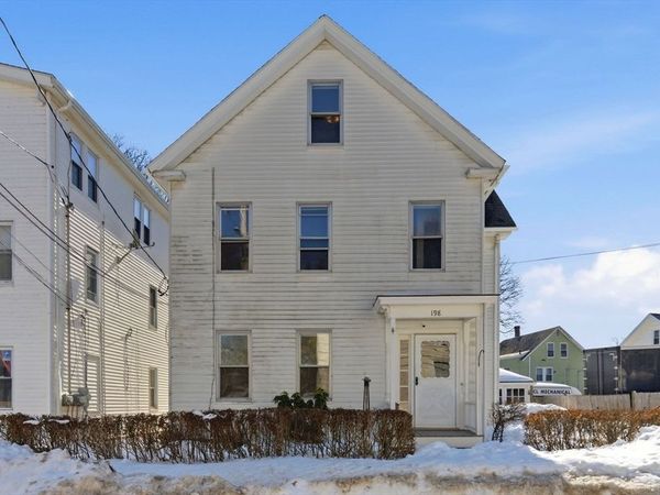 198 Chestnut St, Marlborough, MA 01752
