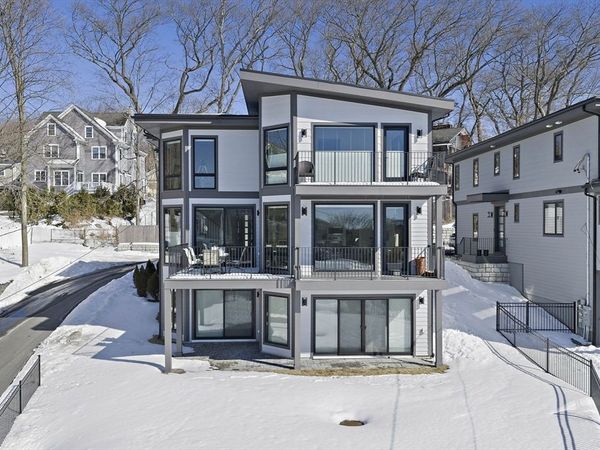 31 Brunswick Rd, Arlington, MA 02476