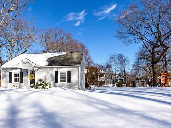 122 Samoset Ave, Mansfield, MA 02048