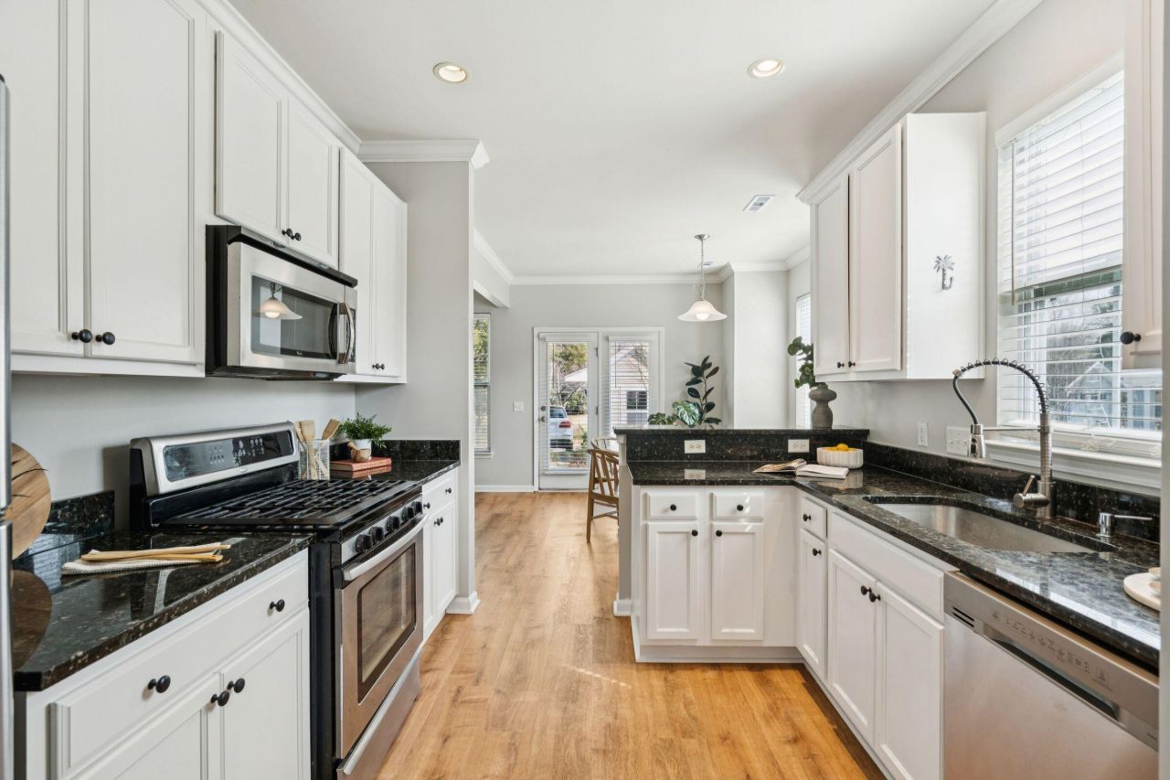 5203 Celtic Drive Photo 21