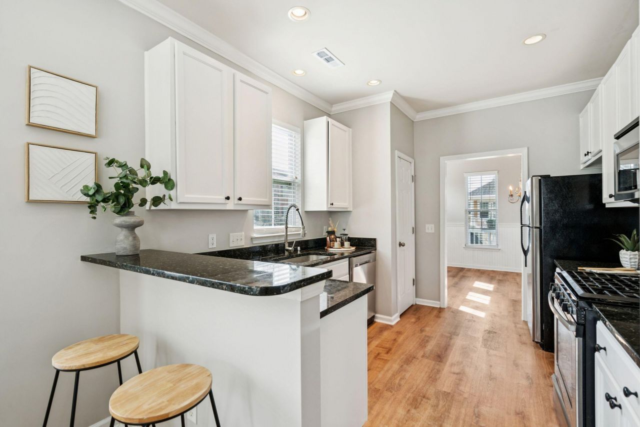 5203 Celtic Drive Photo 24