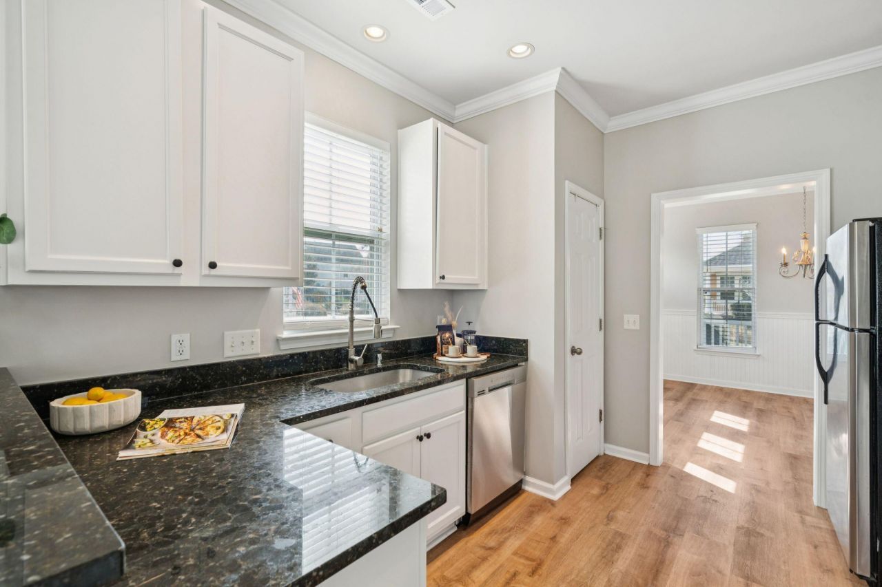 5203 Celtic Drive Photo 26