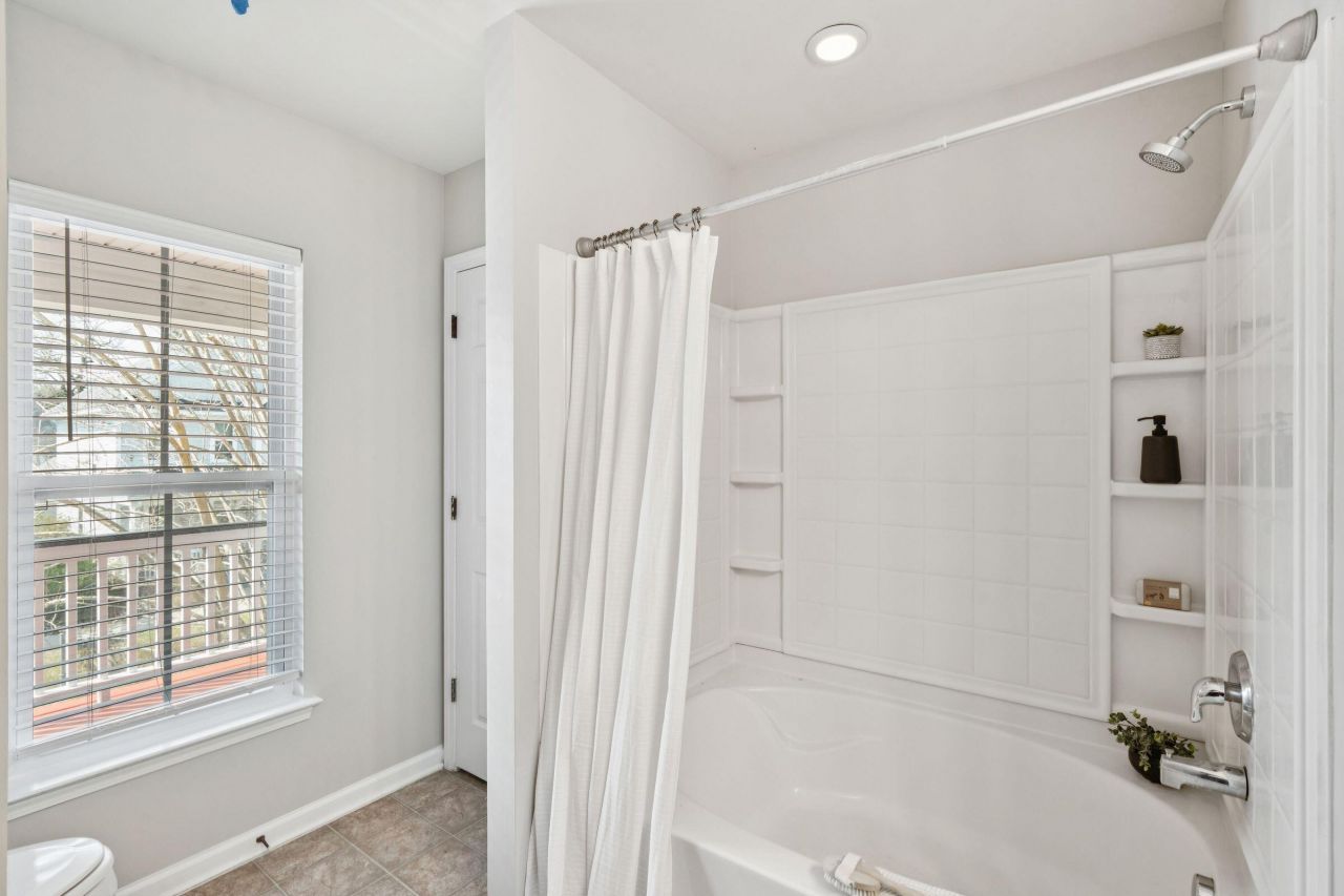 5203 Celtic Drive Photo 42