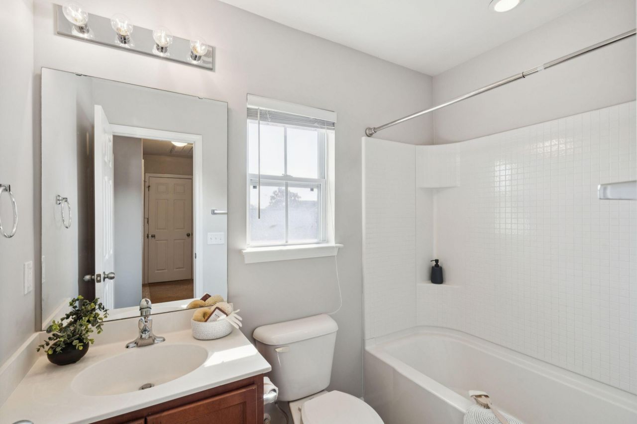 5203 Celtic Drive Photo 45