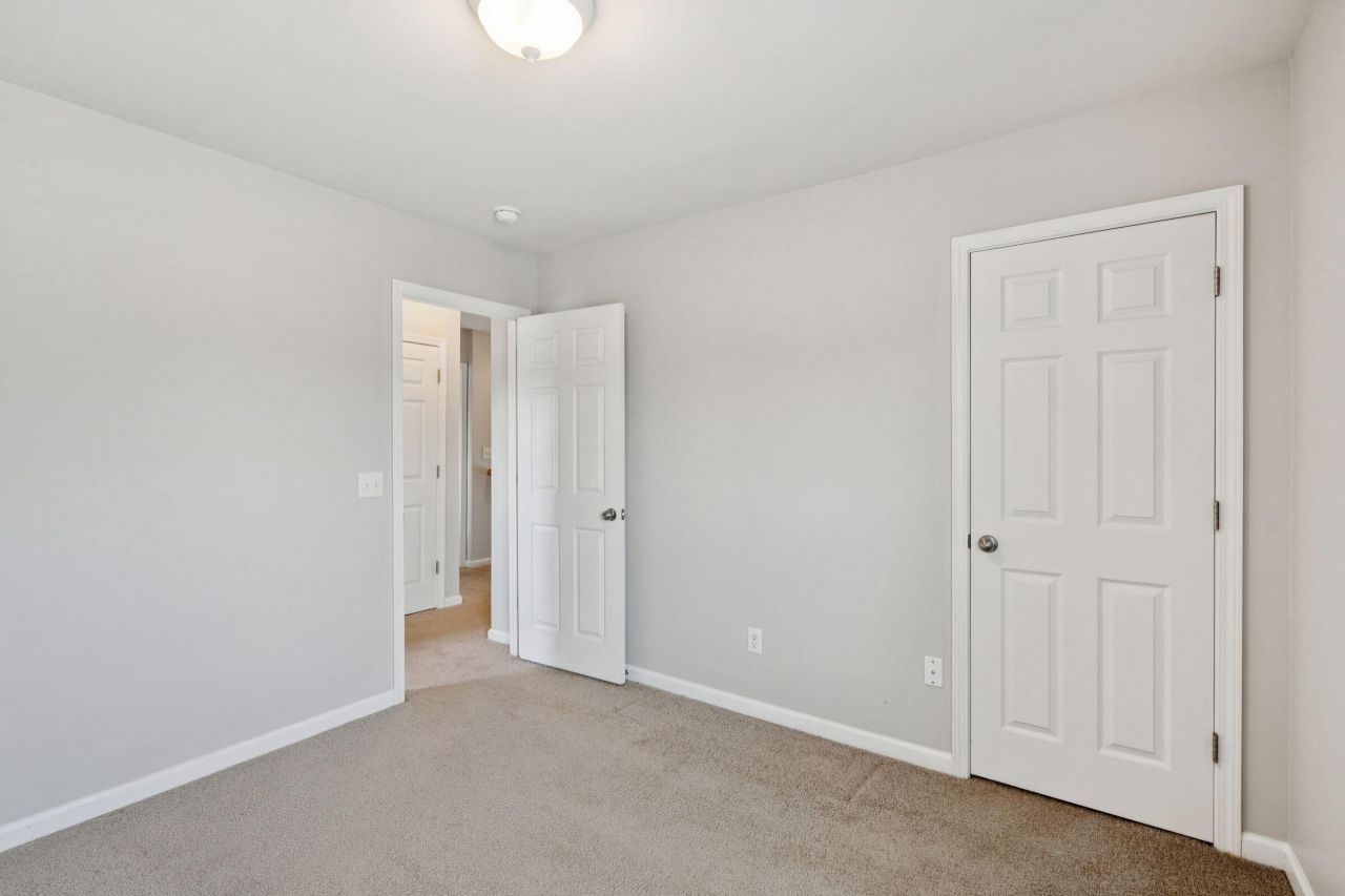 5203 Celtic Drive Photo 47