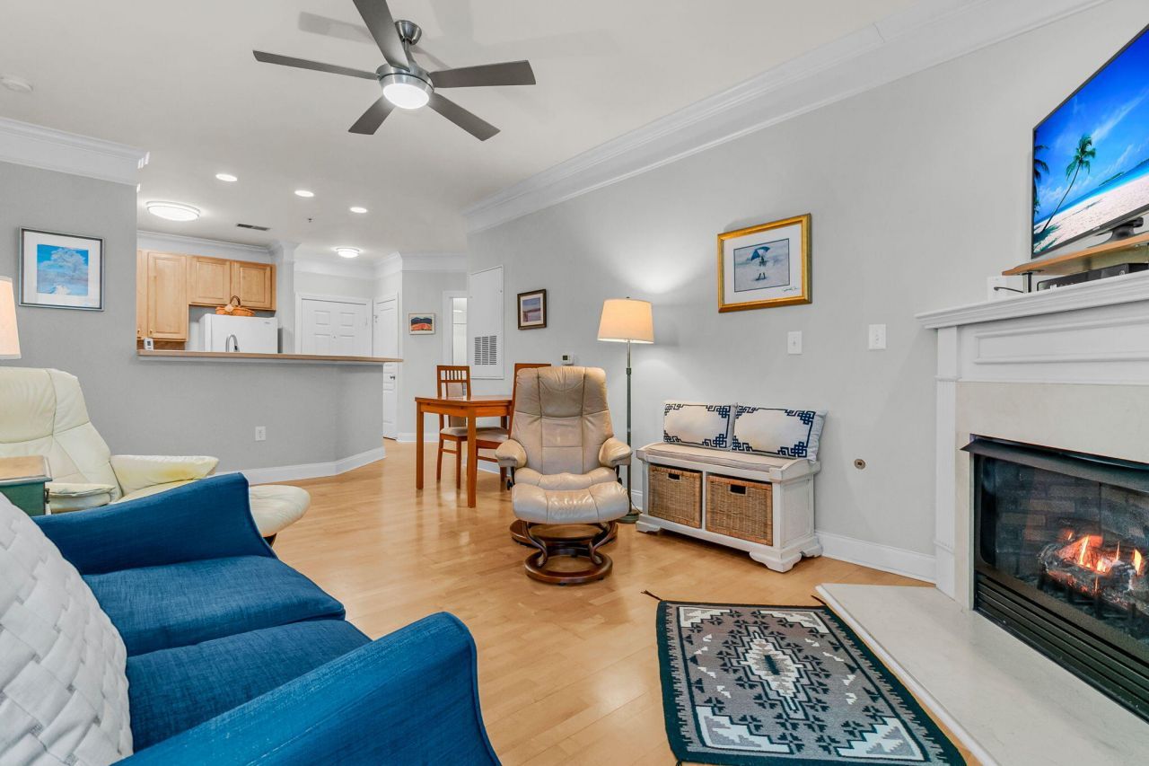 1025 Riverland Woods Place Photo 16