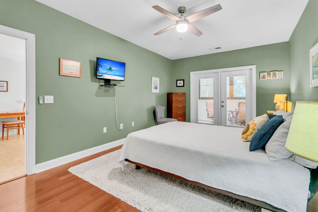 1025 Riverland Woods Place Photo 18