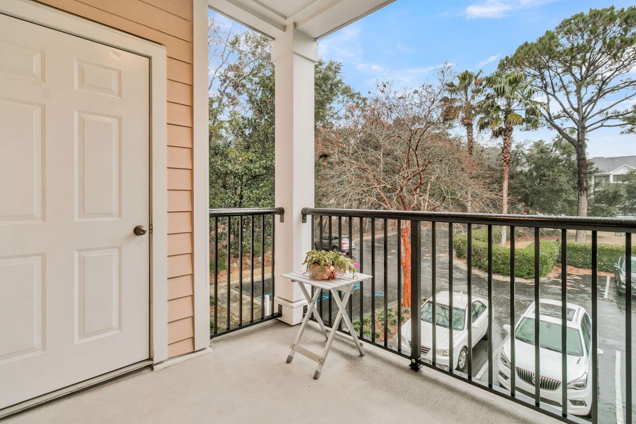 1025 Riverland Woods Place Photo 32