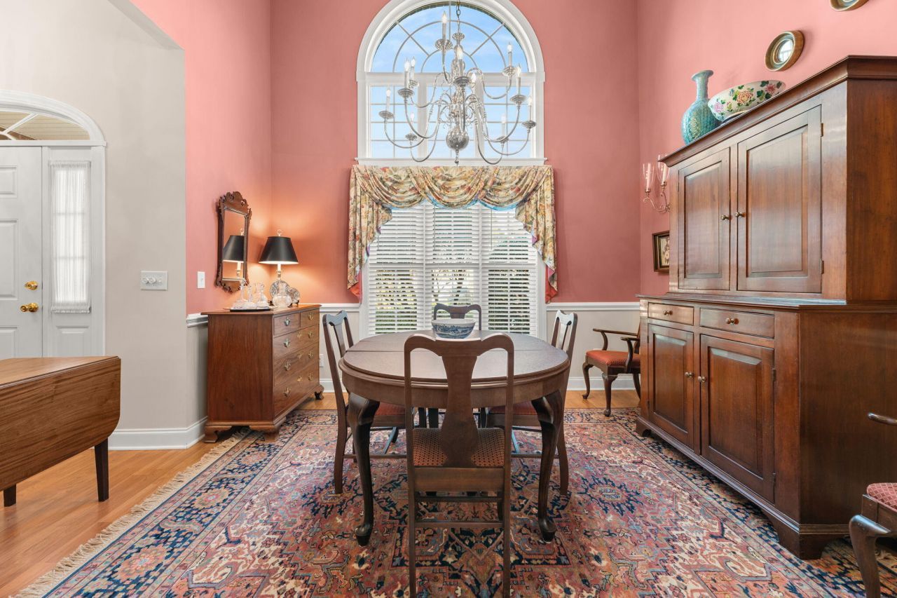 406 Prestwick Court Photo 11