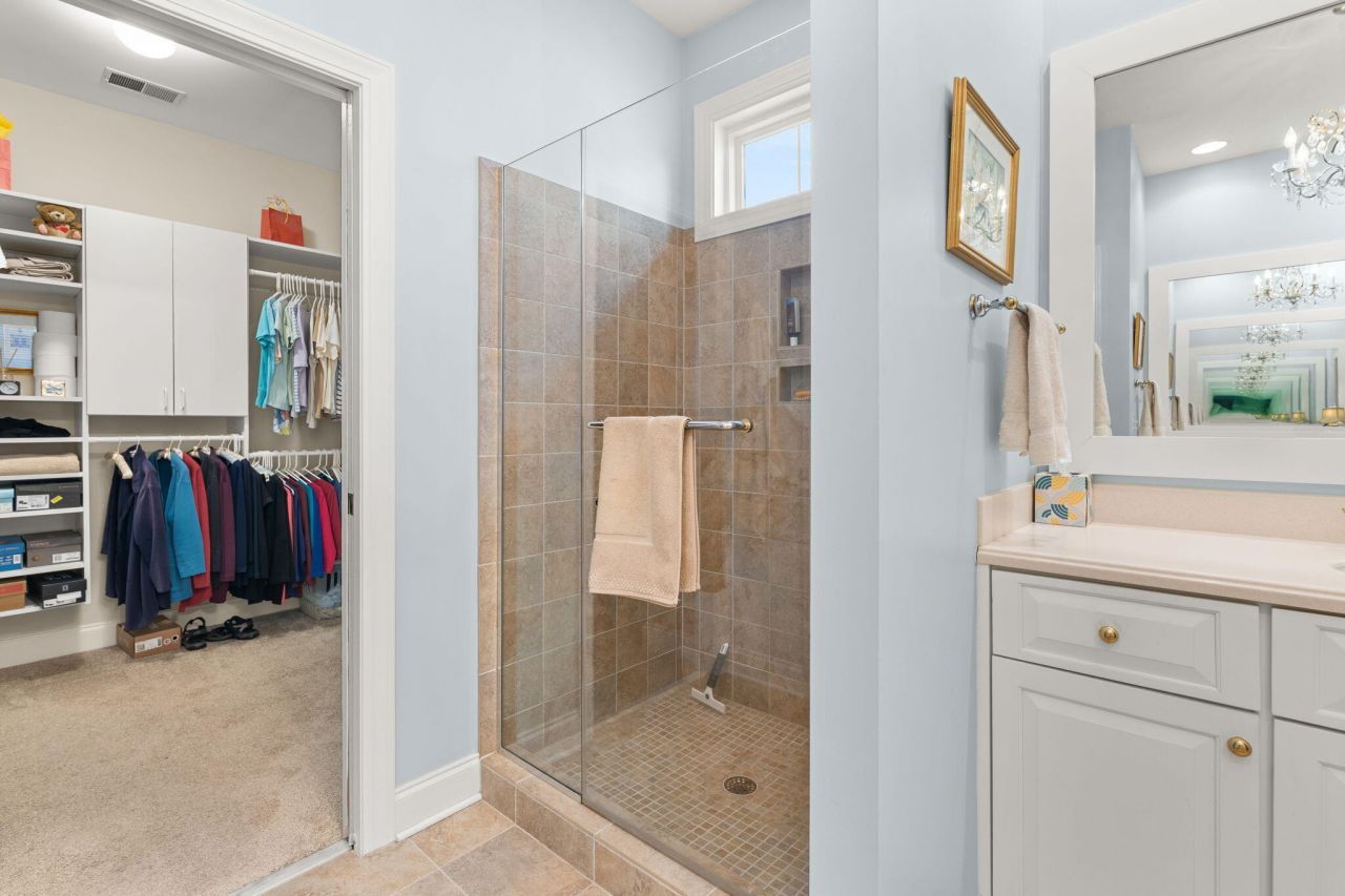 406 Prestwick Court Photo 20