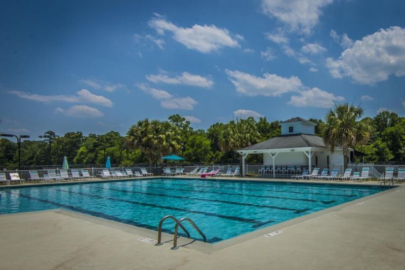 406 Prestwick Court Photo 36