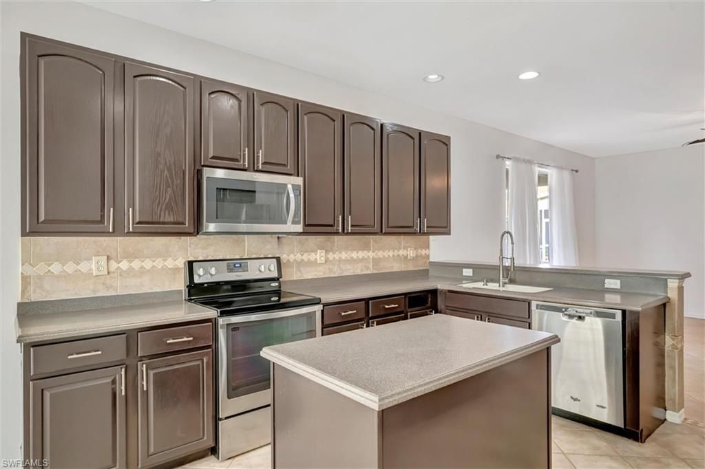 8860 Falcon Pointe Loop, Fort Myers, FL 33912 Photo