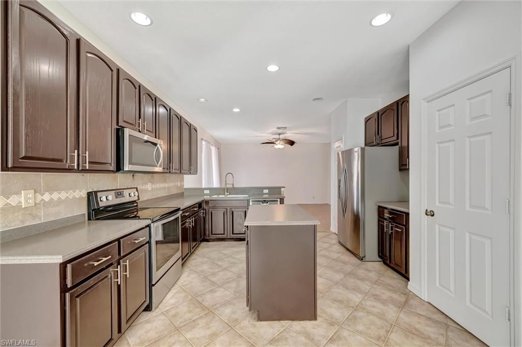 8860 Falcon Pointe Loop, Fort Myers, FL 33912 Photo