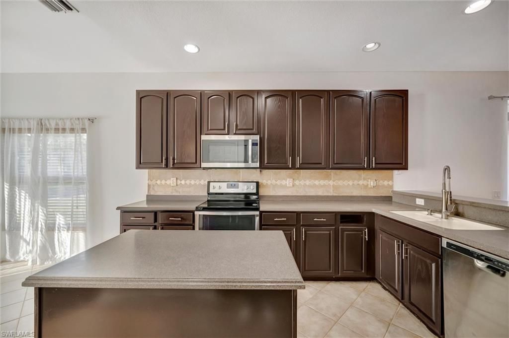 8860 Falcon Pointe Loop, Fort Myers, FL 33912 Photo