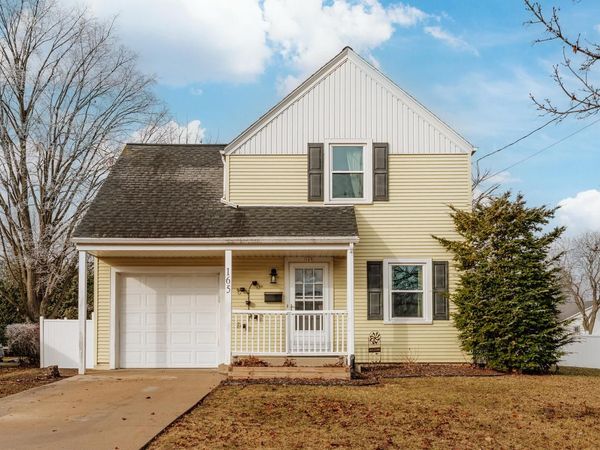 165 N Elmwood AVENUE, Burlington, WI 53105