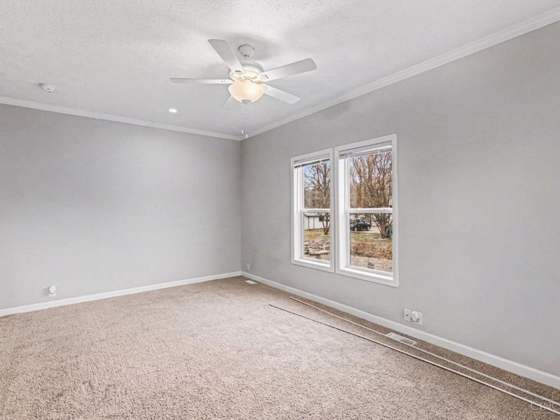 715 Walnut Street, Franklin Twp, OH 45120 Photo 3