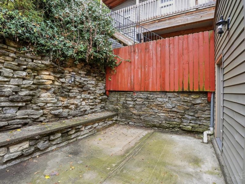 506 Baum Street, Cincinnati, OH 45202 Photo 42