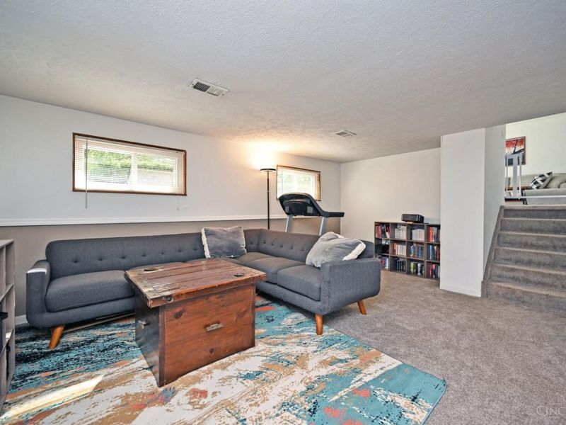 8936 Zoellner Drive, Colerain Township, OH 45251 Photo 37