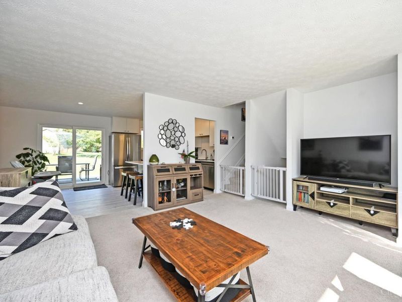 8936 Zoellner Drive, Colerain Township, OH 45251 Photo 9