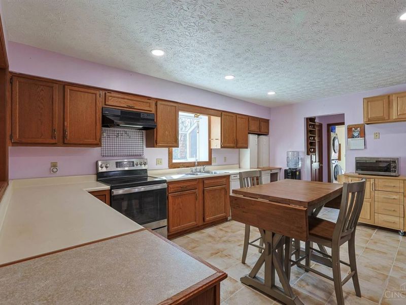 7830 Plantation Drive, West Chester, OH 45069 Photo 13