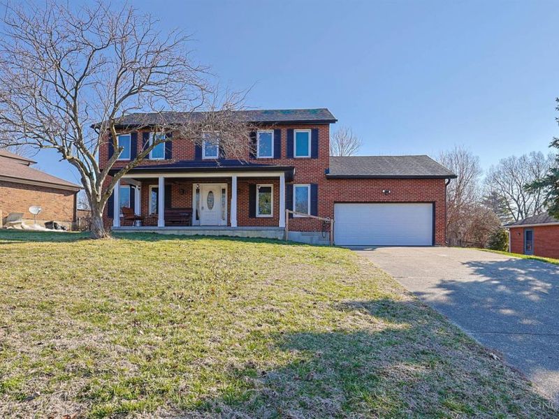 7830 Plantation Drive, West Chester, OH 45069 Photo 2