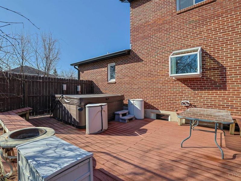 7830 Plantation Drive, West Chester, OH 45069 Photo 29