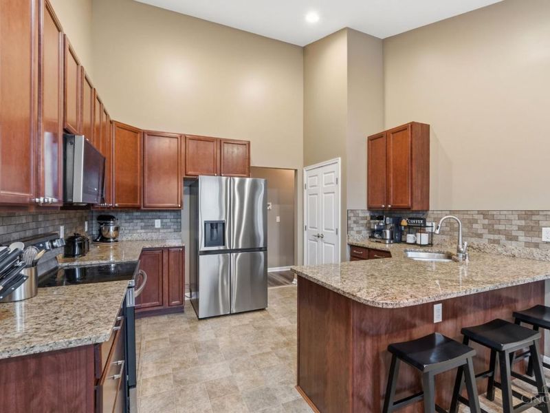 553 Marions Way, Pierce Twp, OH 45255 Photo 10