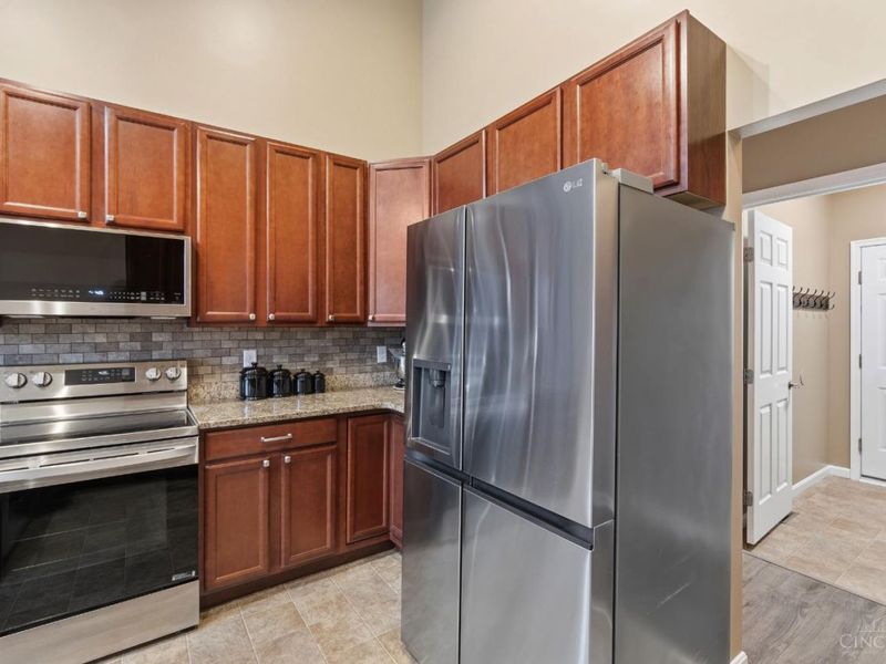 553 Marions Way, Pierce Twp, OH 45255 Photo 12