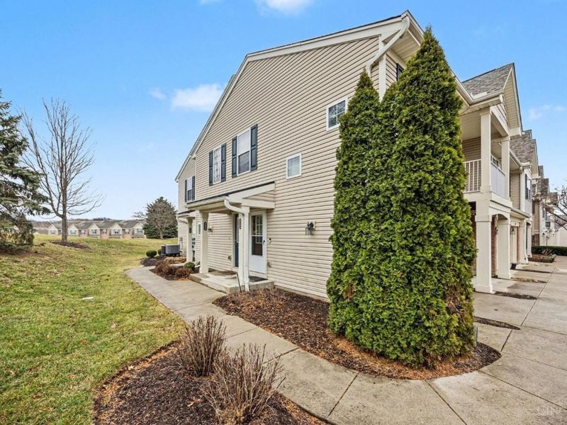 9382 Stoneybrooke, Unit 13B, Springfield Twp., OH 45231 Photo 2