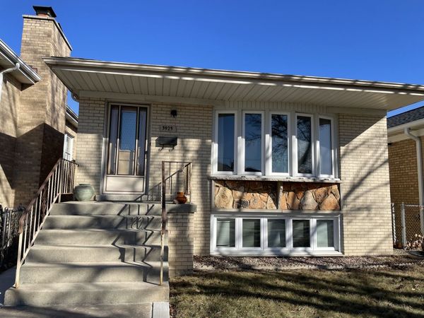 3925 N Plainfield Avenue , Chicago, IL 60634